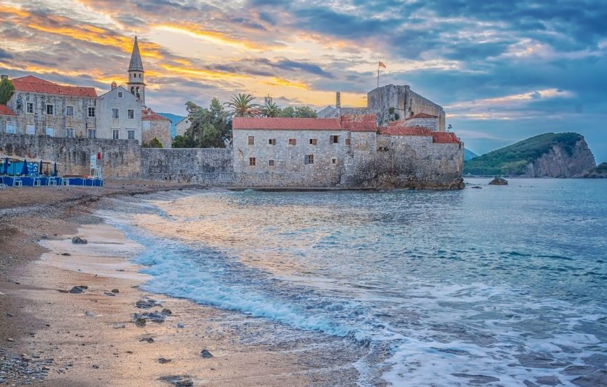 Tour from Dubrovnik to Athens: Seven countries in 14 days