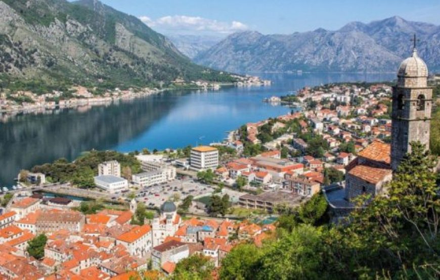 Tour of Bosnia, Montenegro, Albania, N. Macedonia & Kosovo from/to Dubrovnik