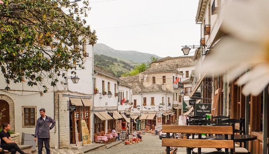 Tour-Vlore-Butrint-Gjirokaster - Choose Balkans