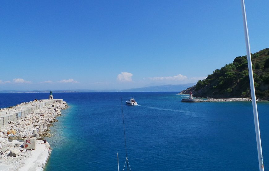 Explore Vlora Bay: Sazani Island & Karaburun peninsula from Tirana