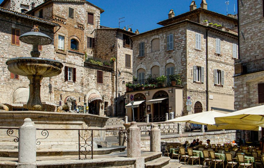 Pearls of Italy: Semi Private Tour in 12 Days