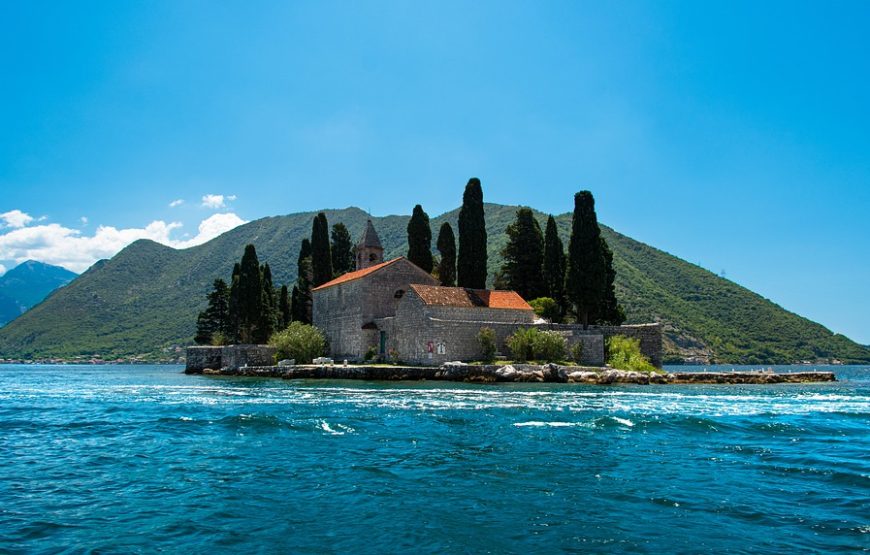 TOUR FROM ATHENS TO DUBROVNIK: SEVEN COUNTRIES IN 14 DAYS