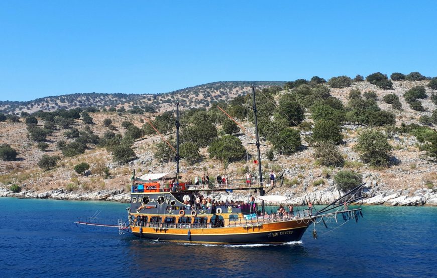 Semi – Private Tour of Saranda, Ksamil & Blue Eye from Tirana