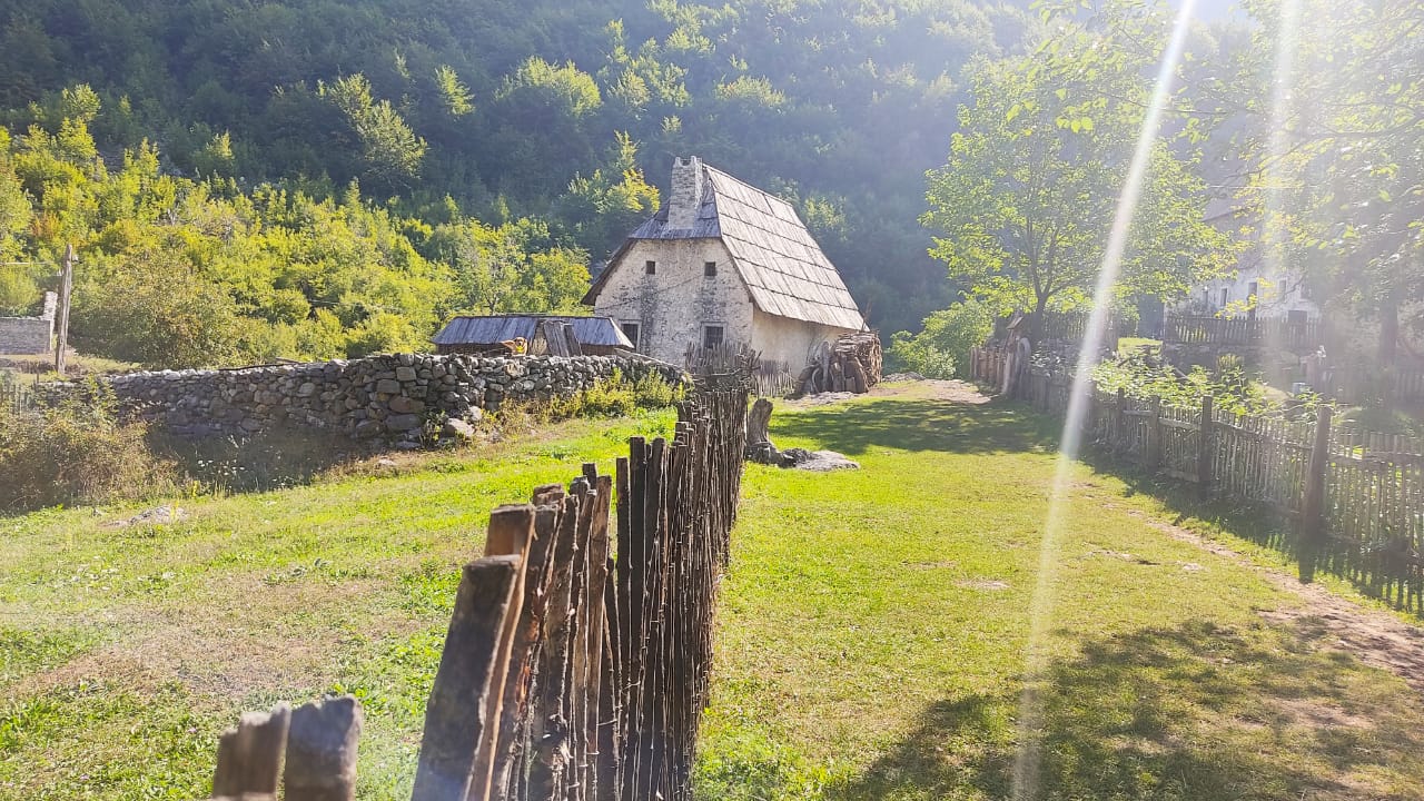 Day 4 Vuthaj – Arapi Peak - Theth (Albania) 