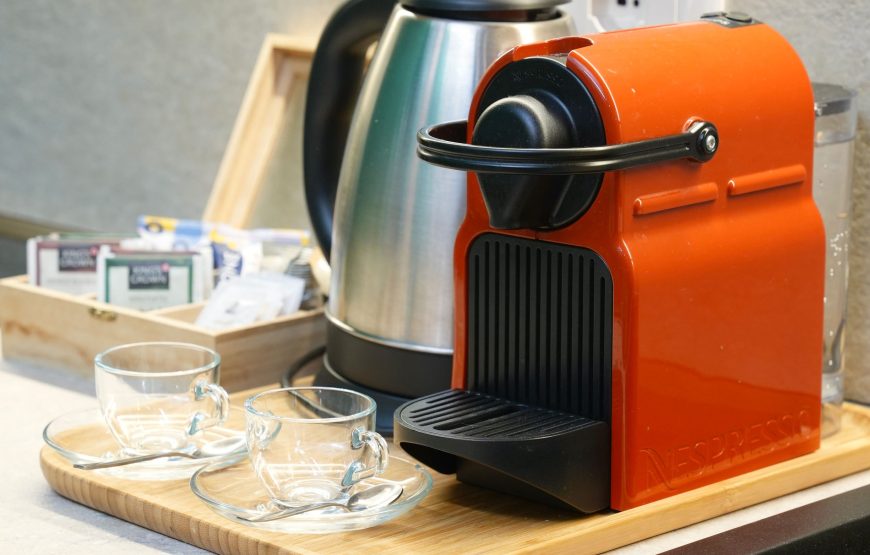 Ambassador Skyline 1: 12000 Lek/Nata