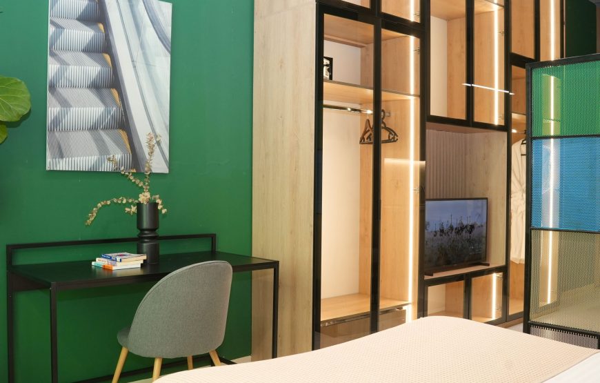 Ambassador Skyline 1: 12000 Lek/Nata