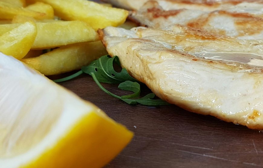 Local food experience & walking tour of Tirana