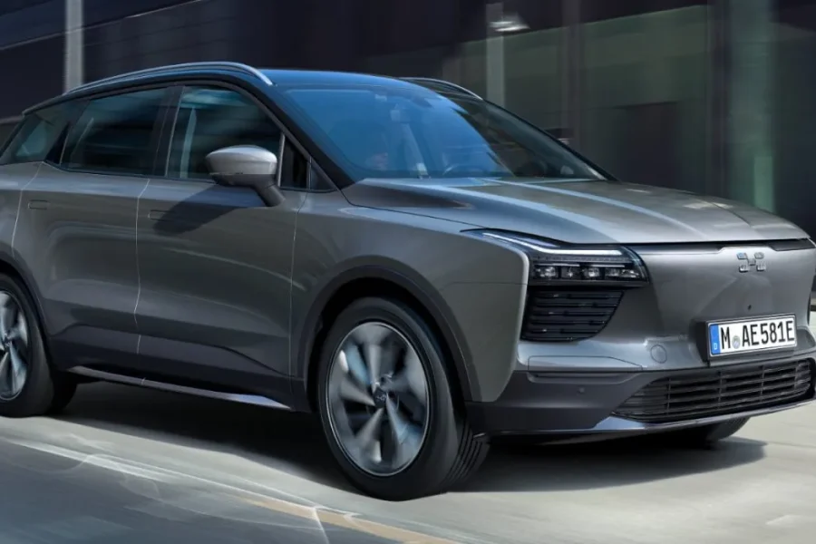 Rent a SUV with a driver in Albania & The Balkans