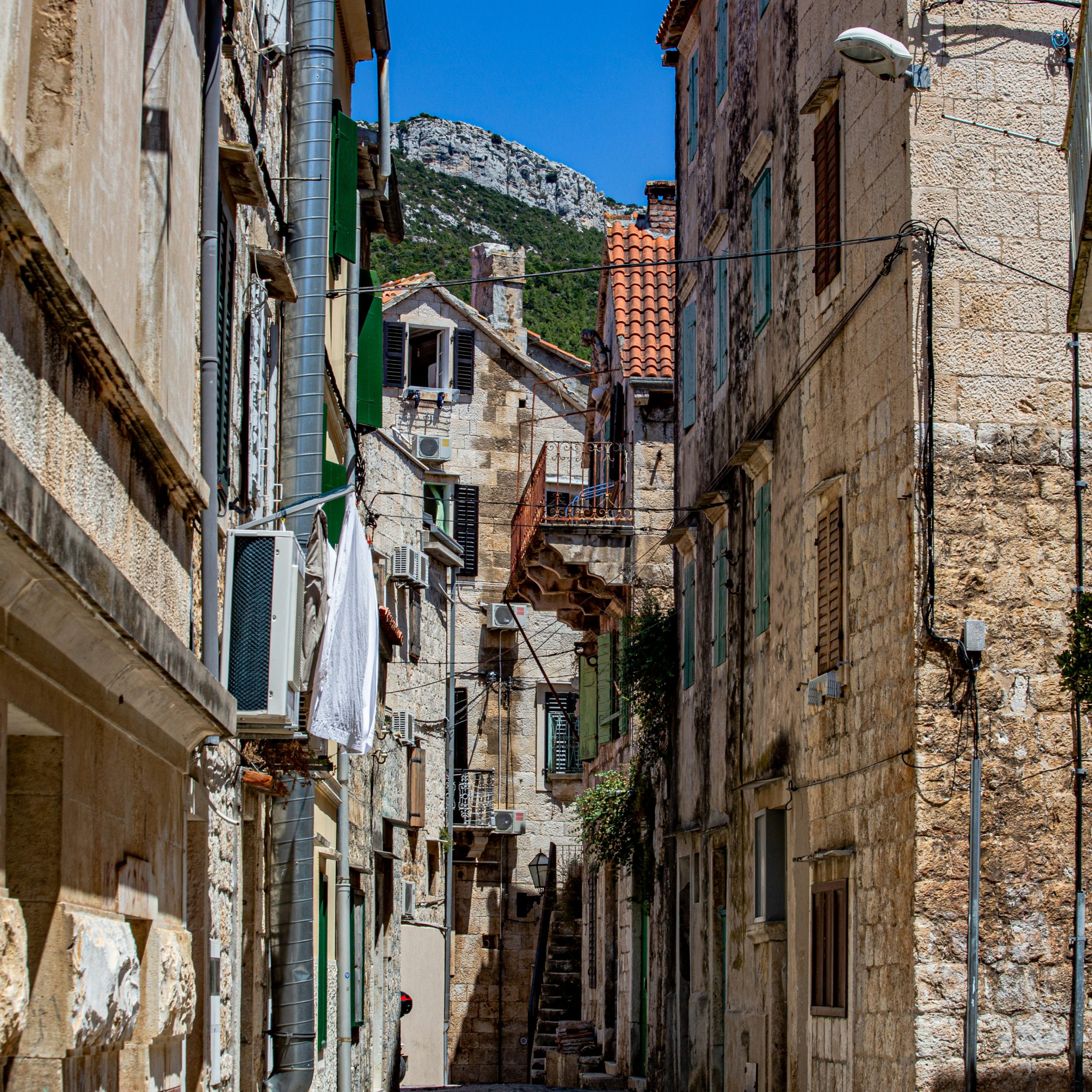 Day 6 Hvar – Bol – Trogir